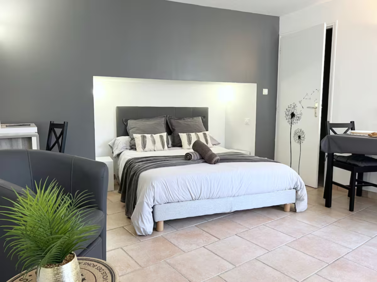 Le Petit Cocon, logement entretenu par Bonjour BOKÃ